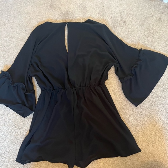 Pink Lily Romper - Picture 2 of 2